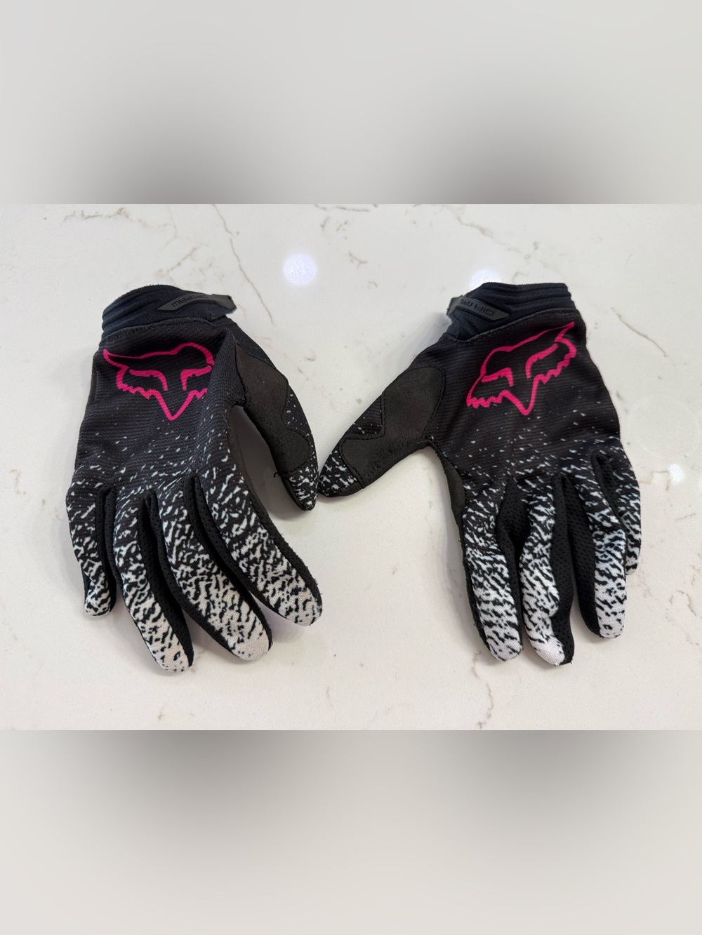 Ladies Fox dirtbike gloves